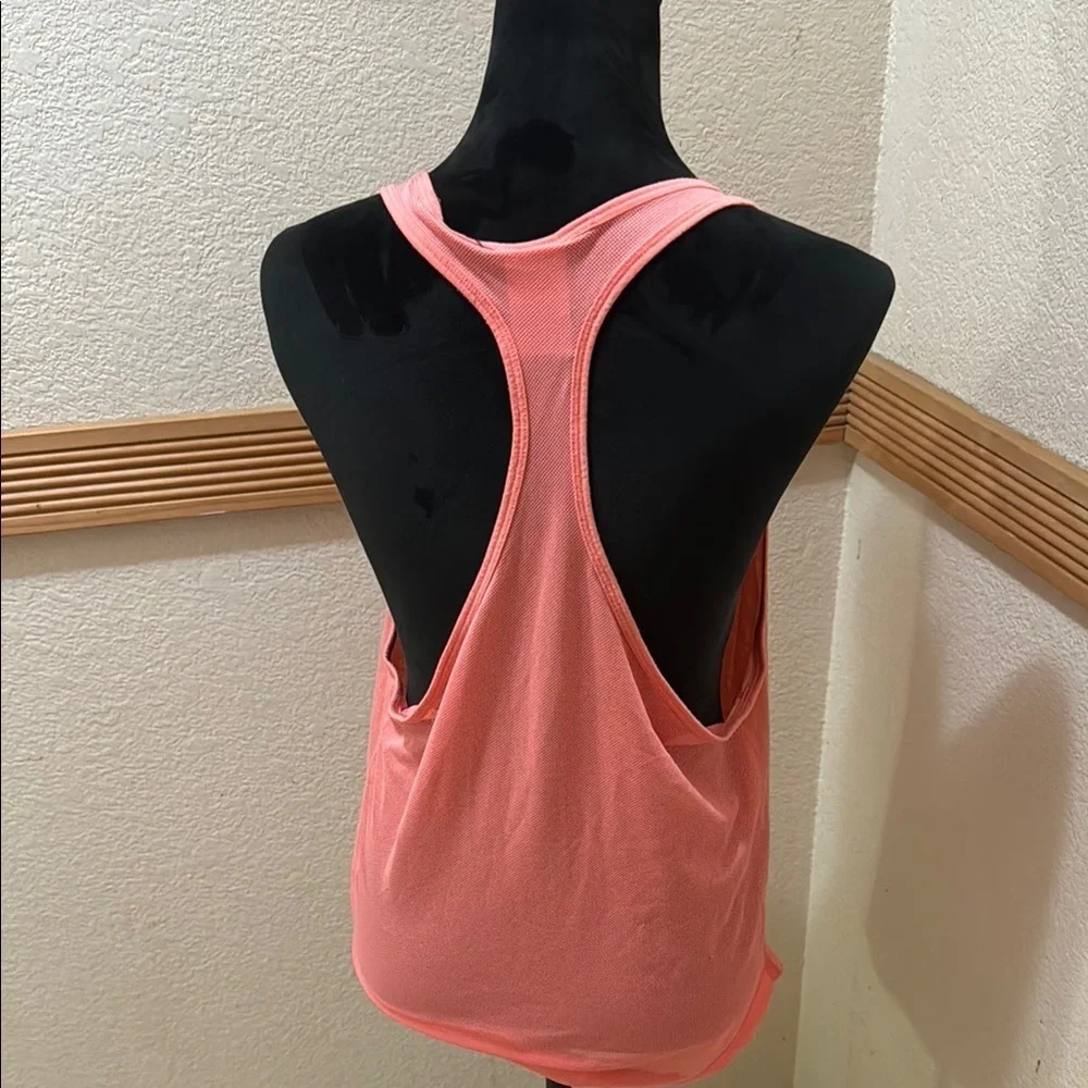 Bundle of 2 Nike Women's Pink and Coral Tank Tops Size S!!